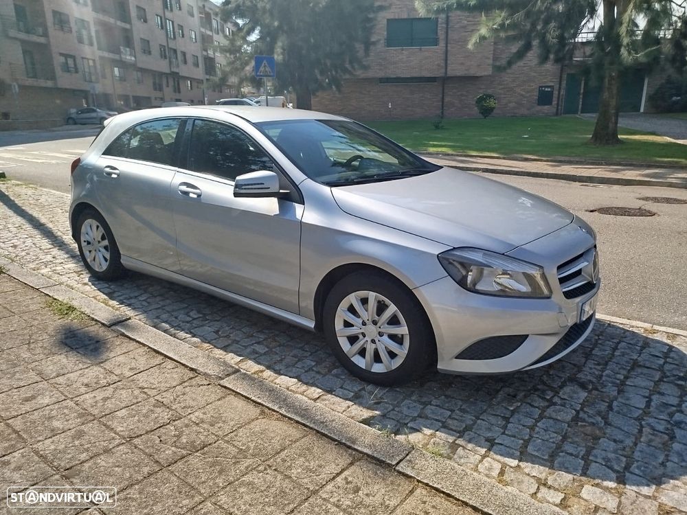 Mercedes-Benz A 180 CDI (BlueEFFICIENCY) - 3