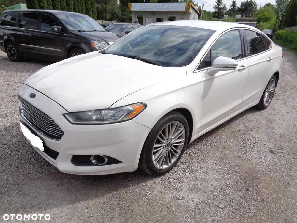 Ford Fusion 2.0 EcoBoost Titanium - 2