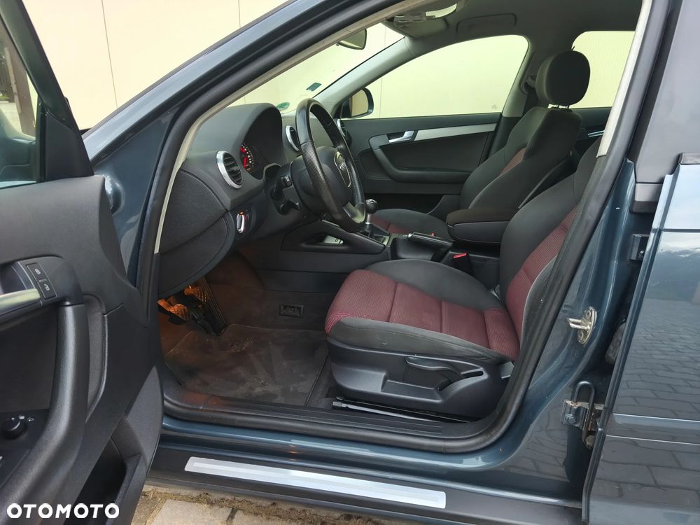 Audi A3 2.0 TDI Attraction - 15