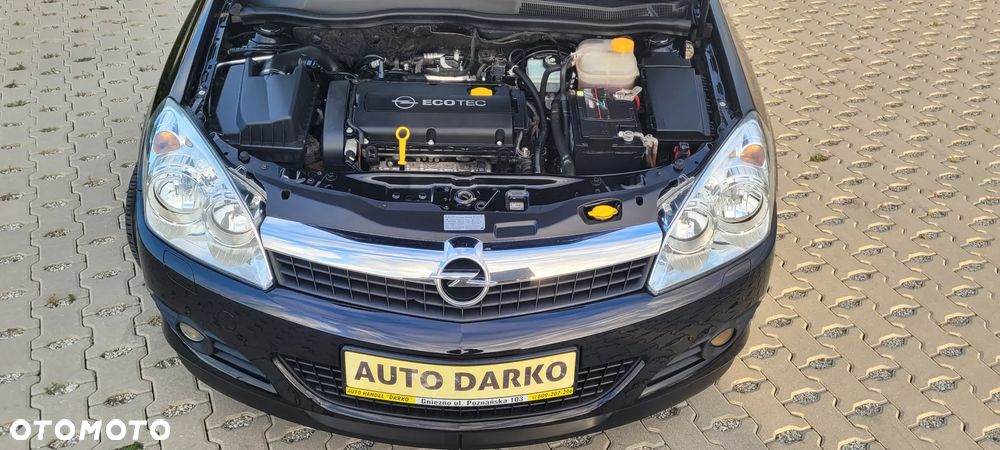 Opel Astra TwinTop 1.8 Cosmo - 10