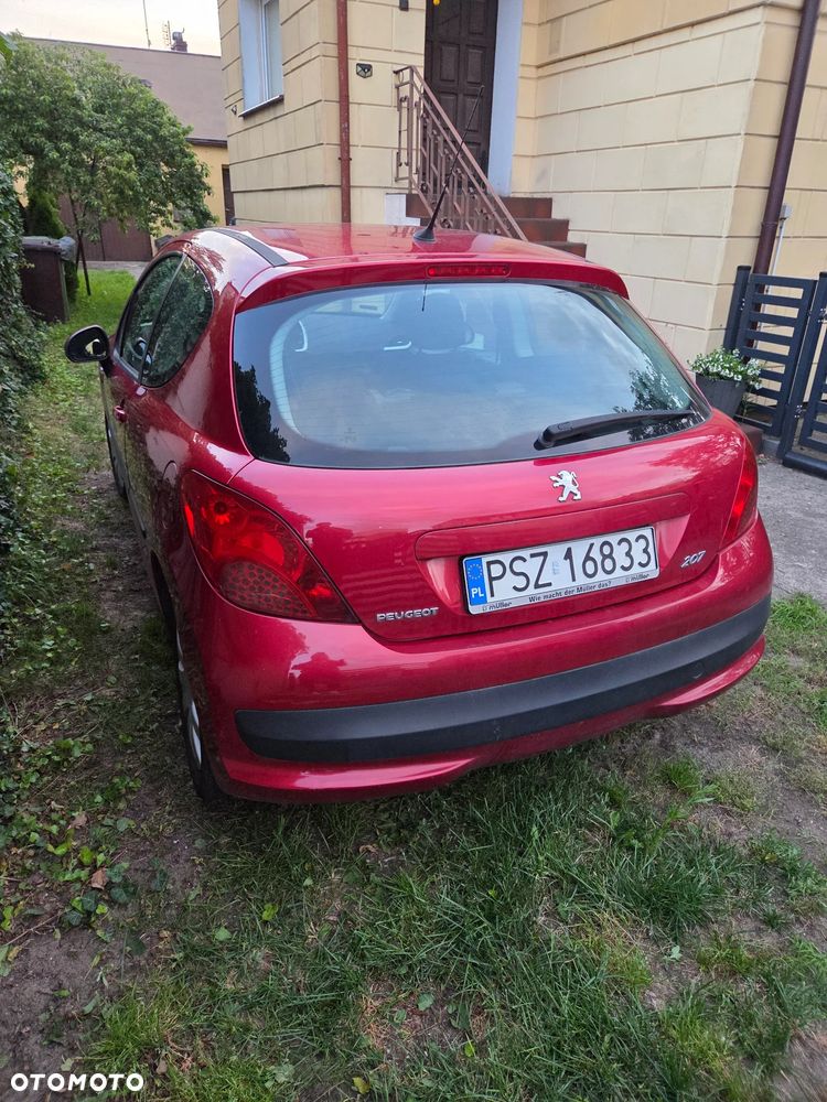 Peugeot 207 1.6 HDi 16V Trendy - 4