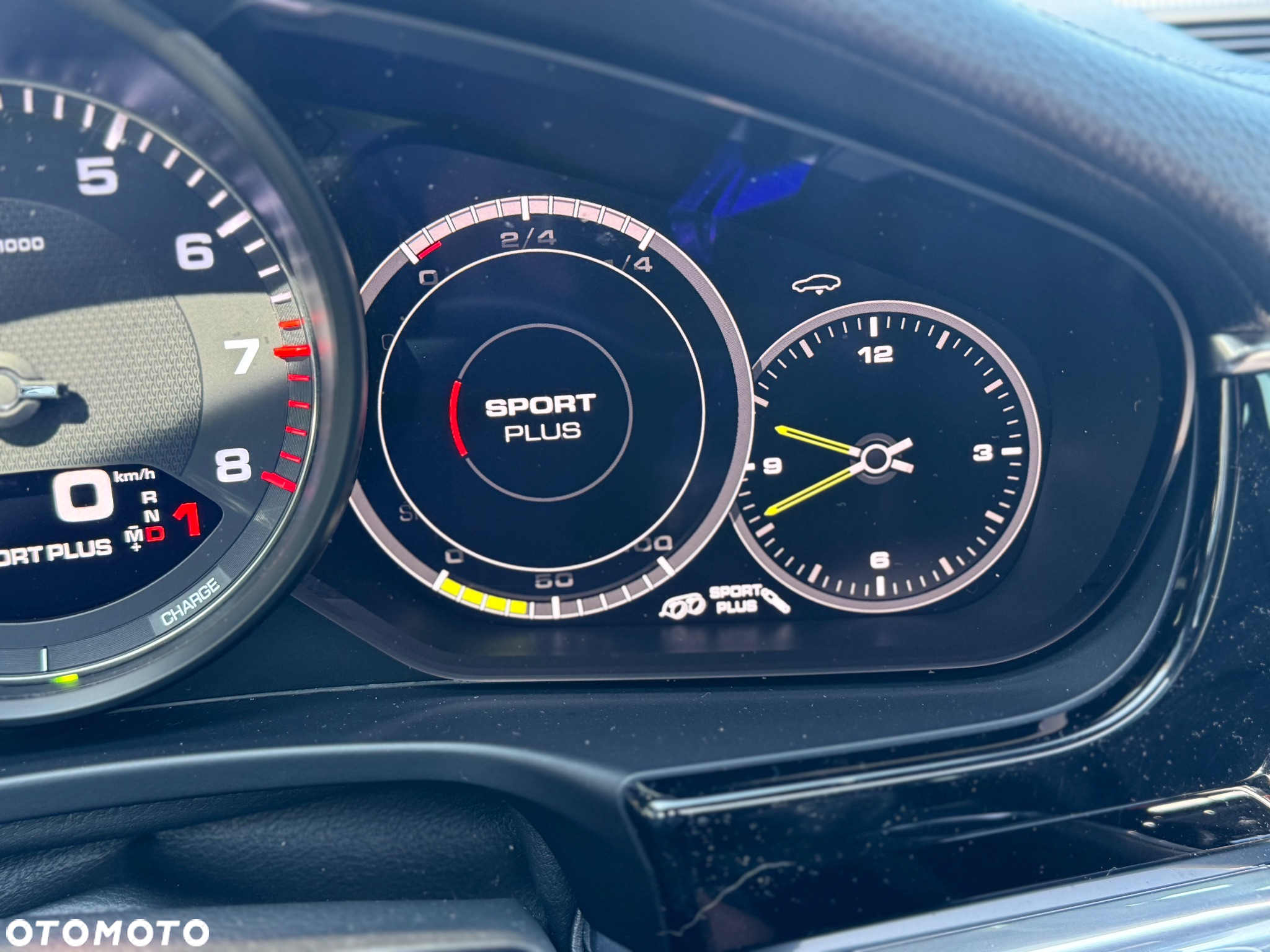 Porsche Panamera 4 E-Hybrid Sport Turismo - 23