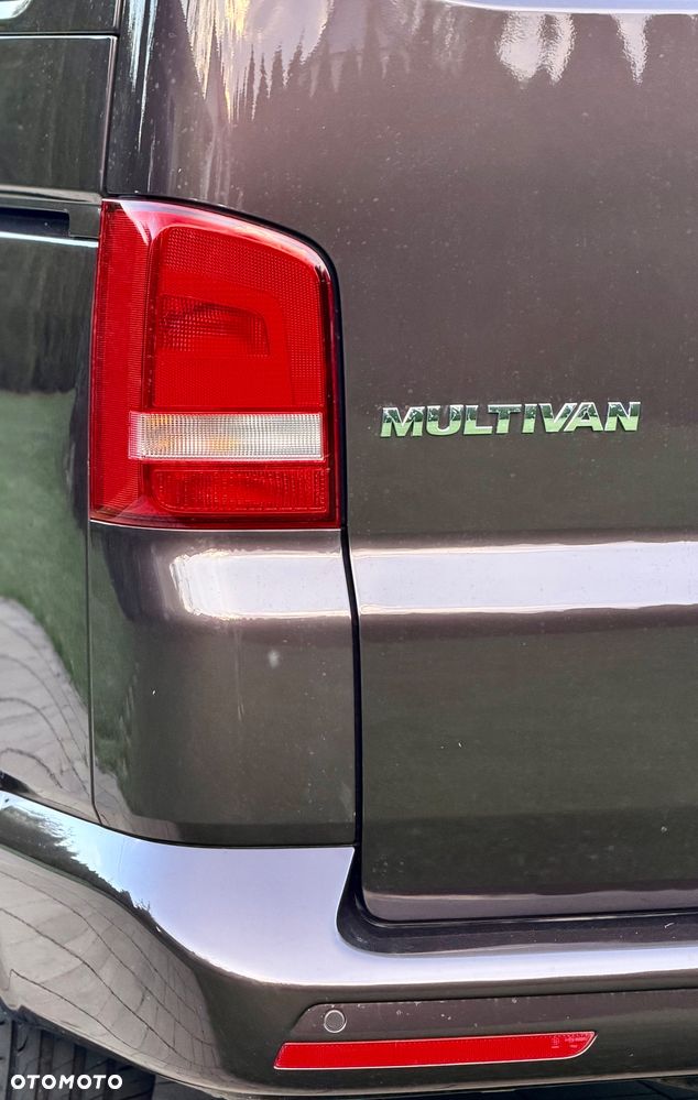 Volkswagen Multivan - 27