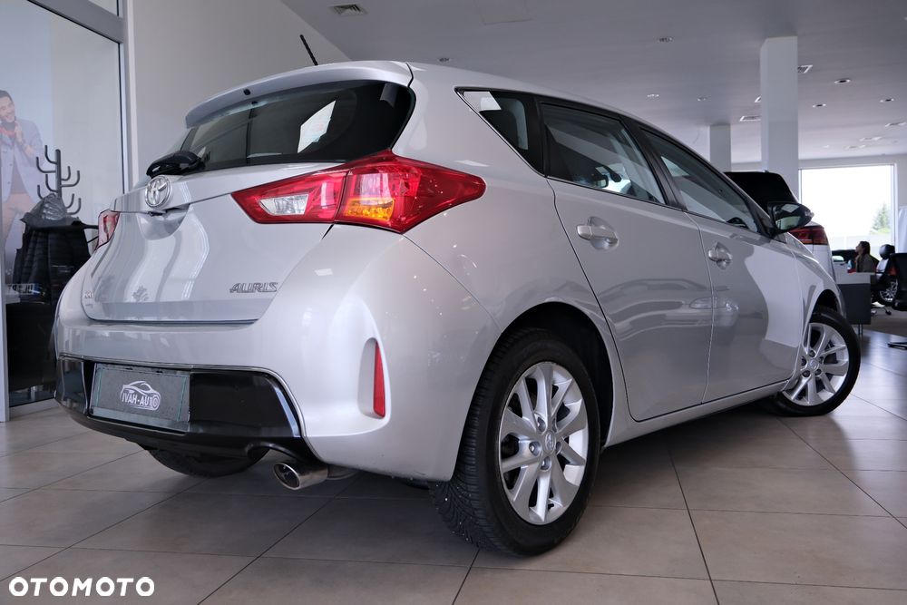 Toyota Auris - 8