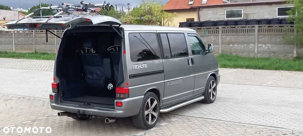 Volkswagen Caravelle - 22