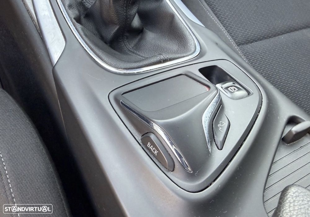 Opel Insignia Sports Tourer - 6