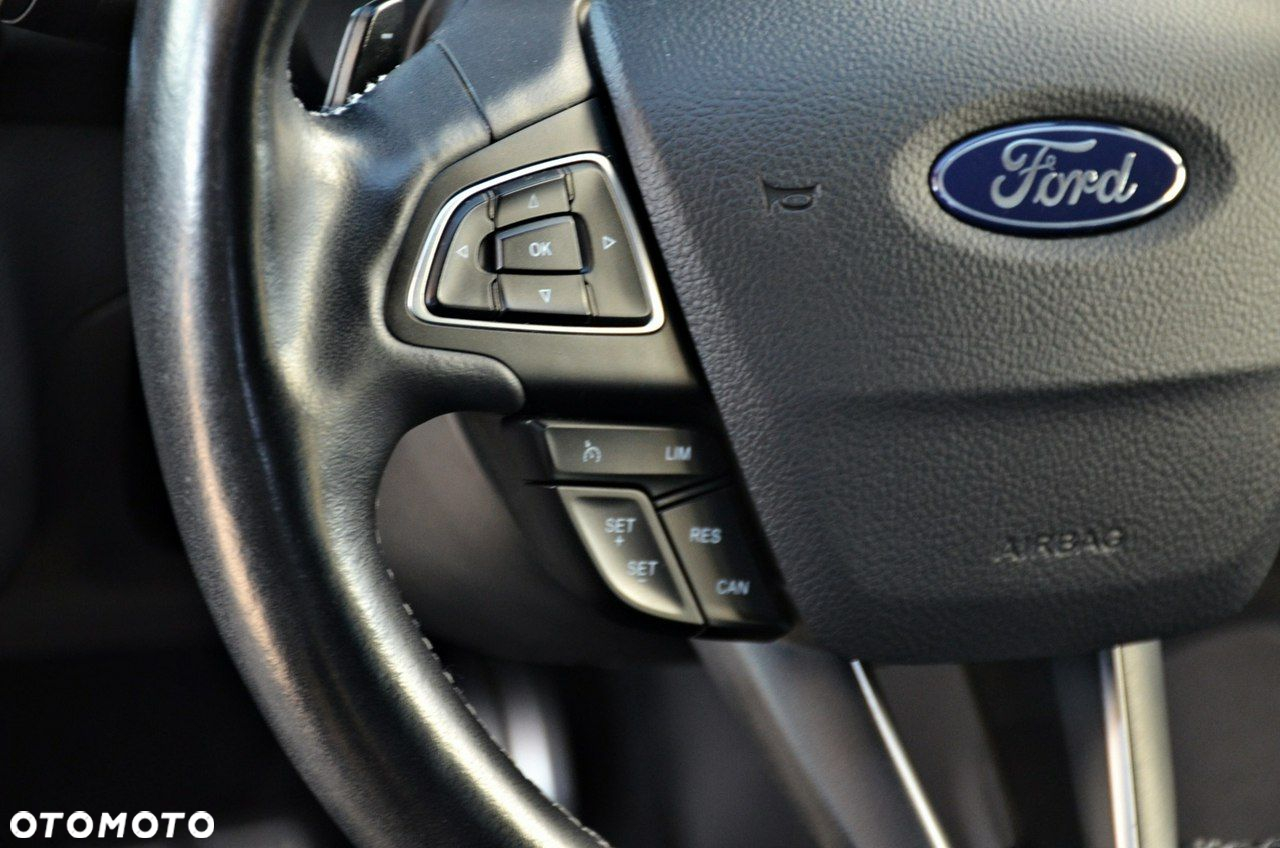 Ford Kuga - 21