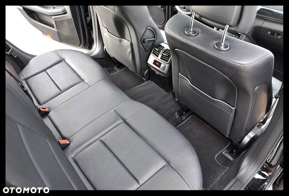 Mercedes-Benz Klasa E 300 BLUETEC 7G-TRONIC Avantgarde - 24