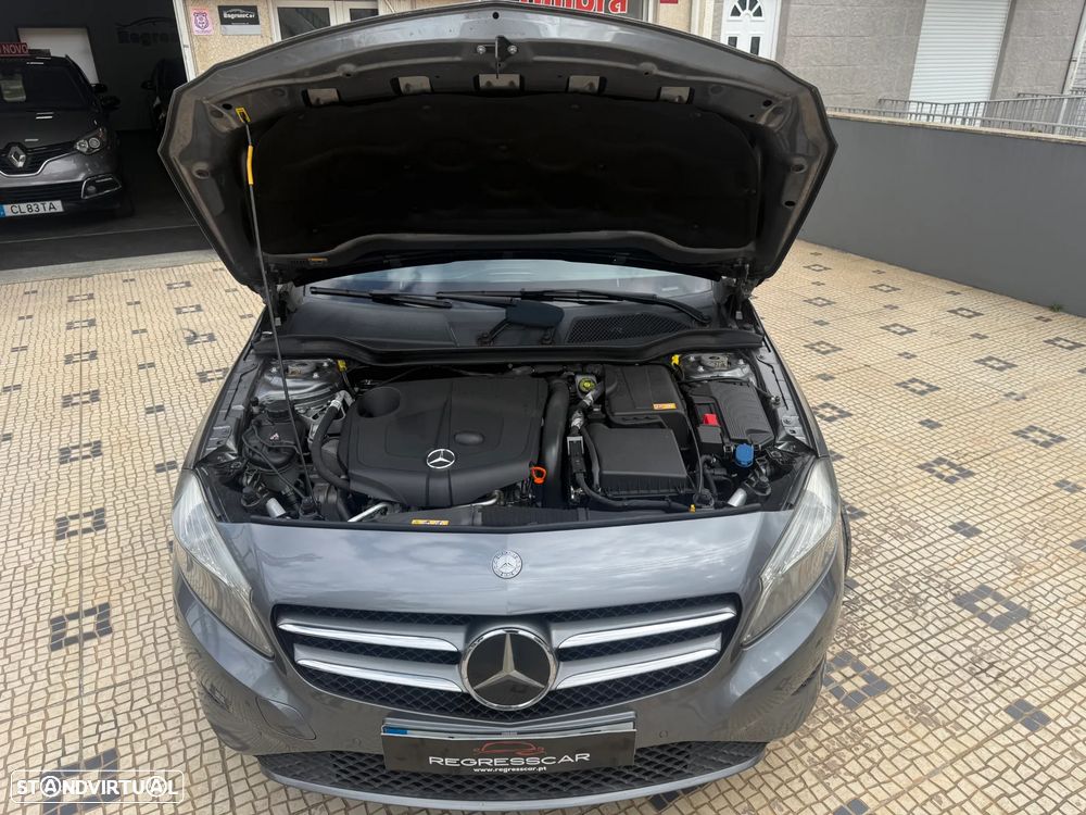 Mercedes-Benz A 200 - 24