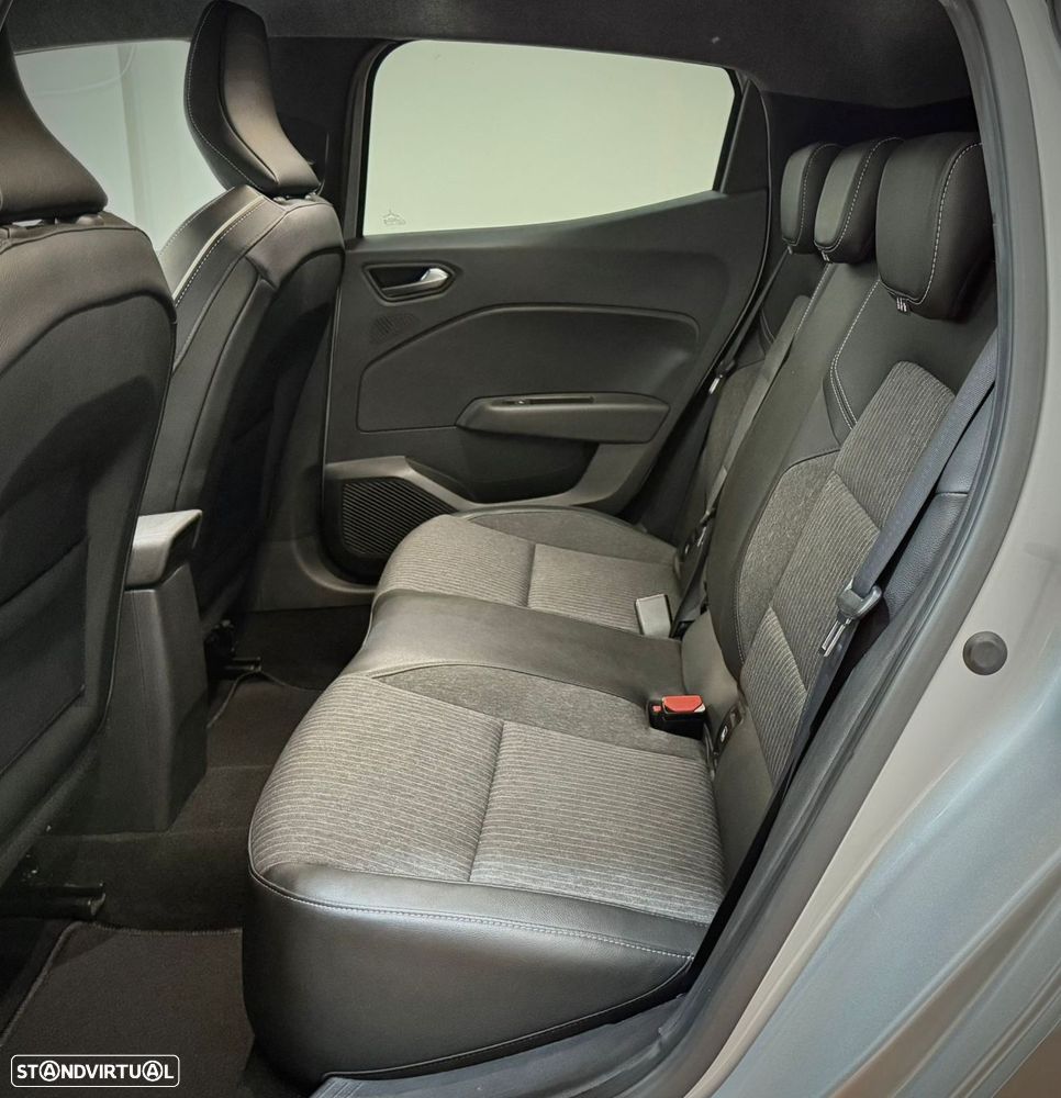 Renault Clio 1.0 TCe Techno CVT - 9