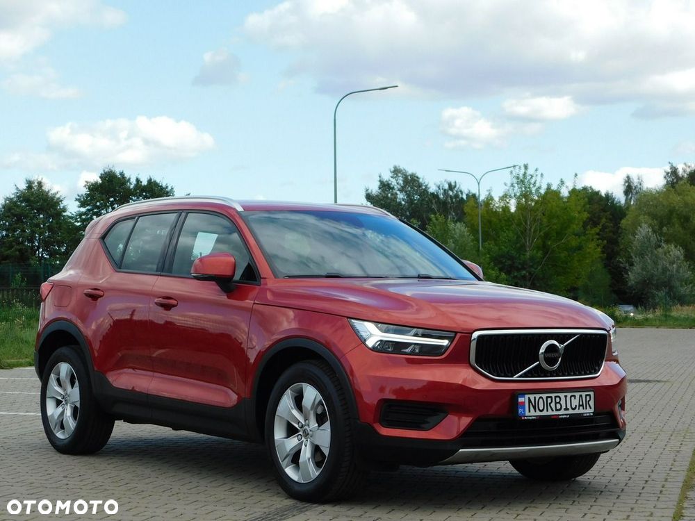 Volvo XC 40 T3 Geartronic Momentum Pro - 32