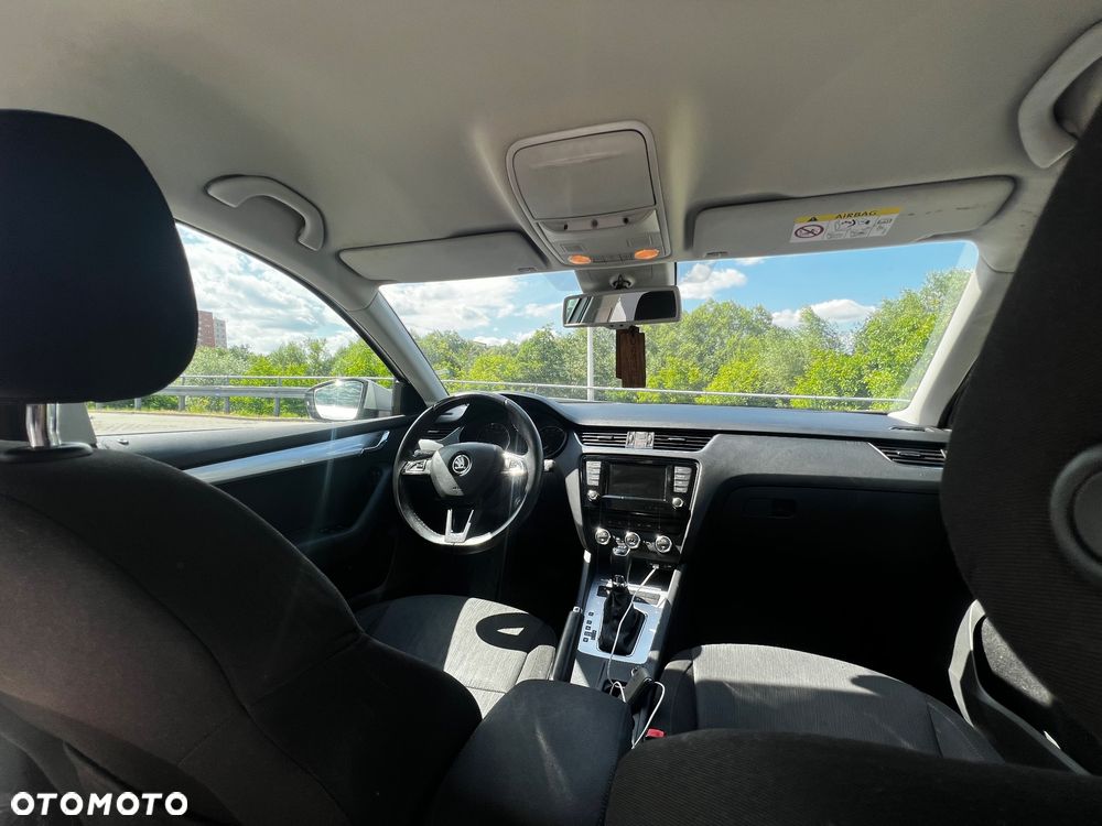 Skoda Octavia 2.0 TDI Elegance DSG - 12