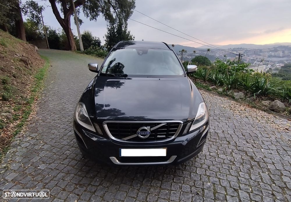 Volvo XC 60 2.0 D3 Drive R-Design 85 Anos Start/Stop - 5