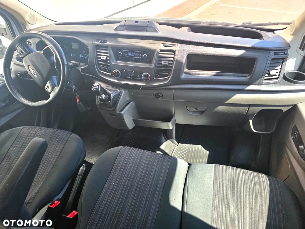 Ford Transit - 10