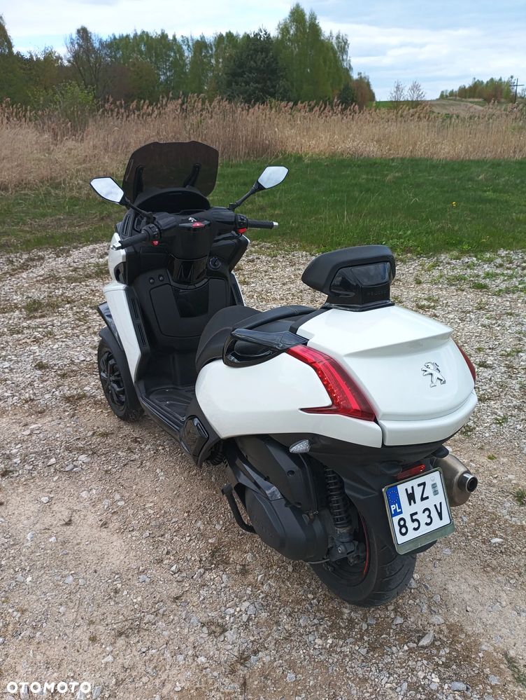 Peugeot Metropolis - 3