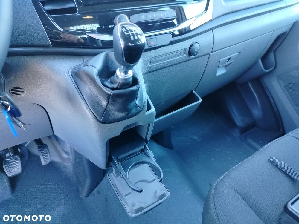 Ford Transit - 19