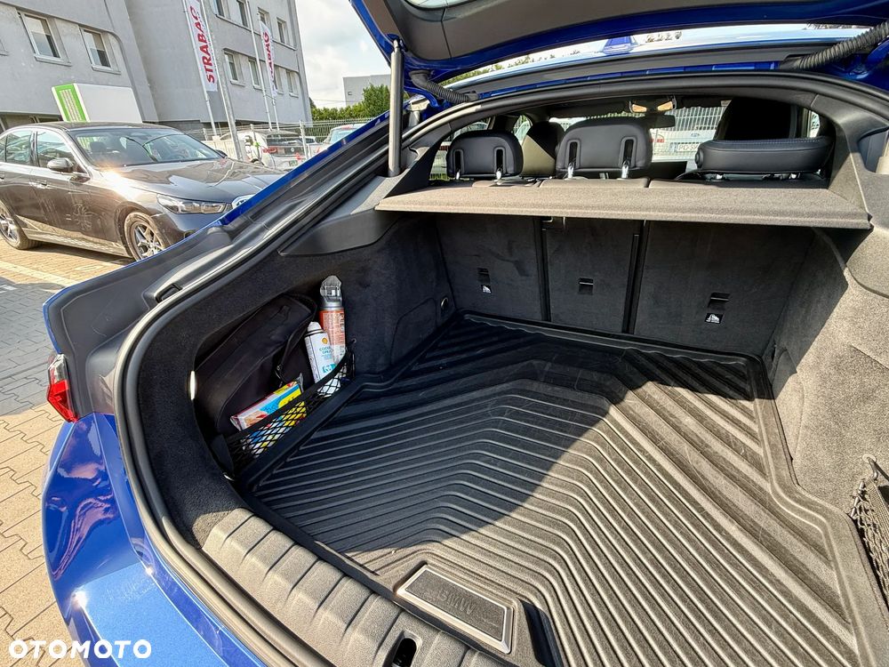 BMW i4 80.7kWh eDrive 40 M Sport - 11