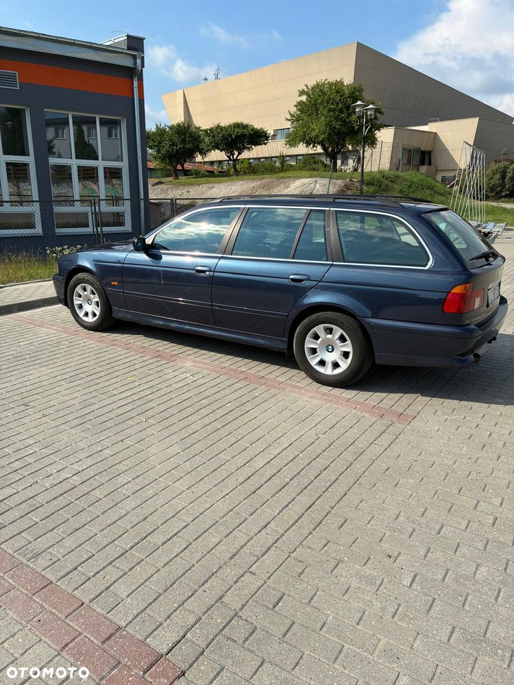 BMW Seria 5 525i - 7