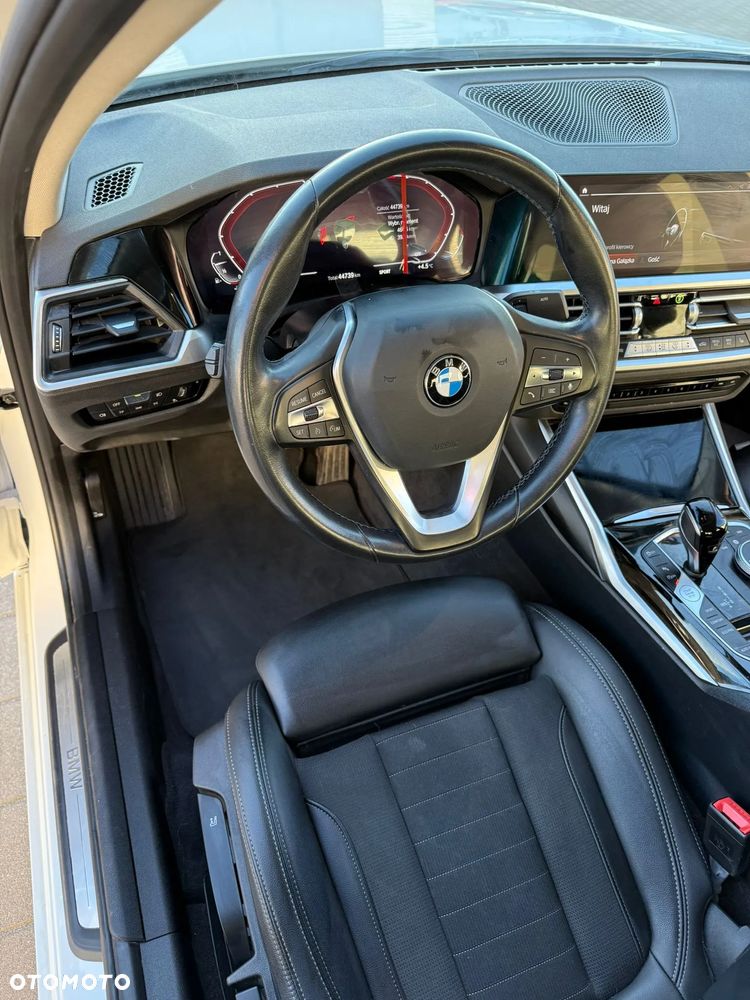 BMW Seria 3 - 10