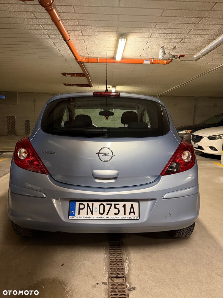 Opel Corsa 1.4 16V Cosmo - 7