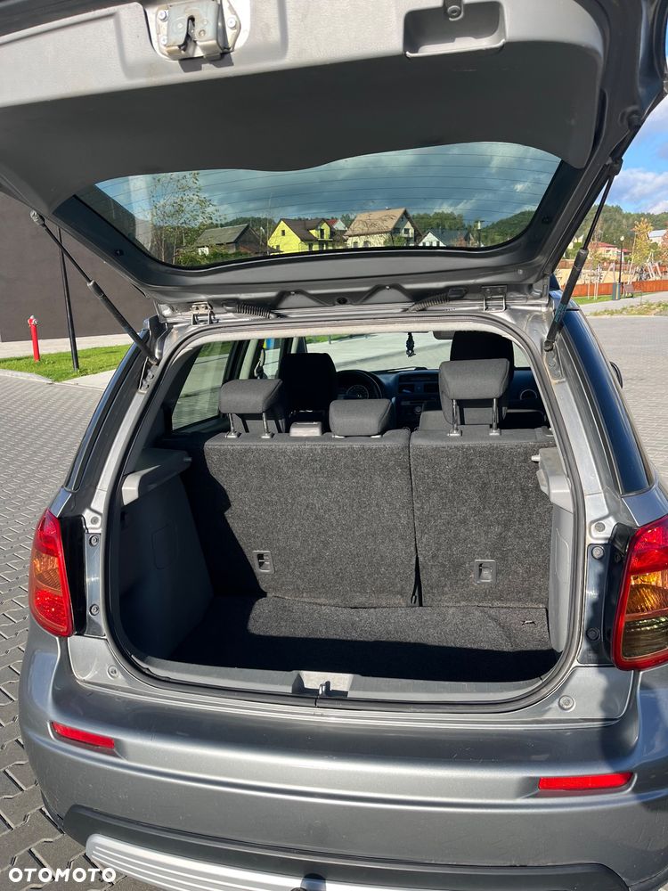 Suzuki SX4 - 16