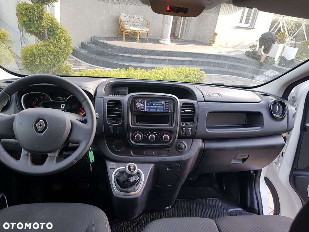 Renault Trafic - 18