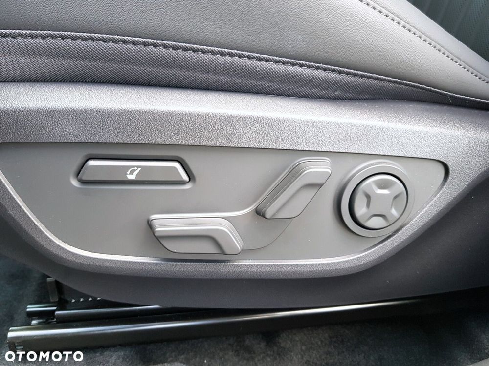 Kia Seltos 1.6 T-GDI X-Line DCT - 23
