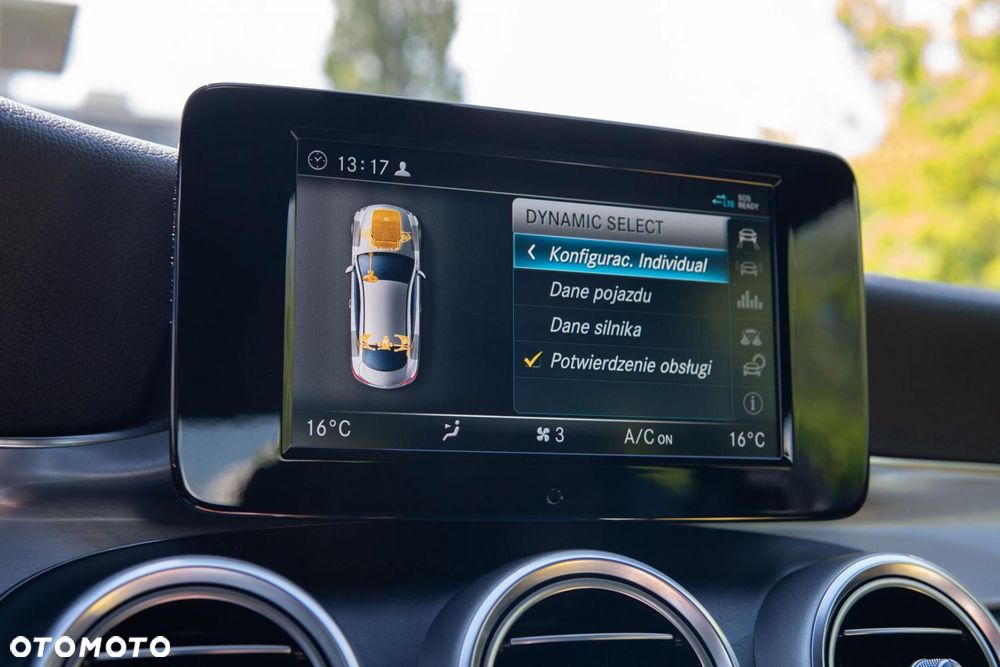 Mercedes-Benz Klasa C 300 9G-TRONIC - 23