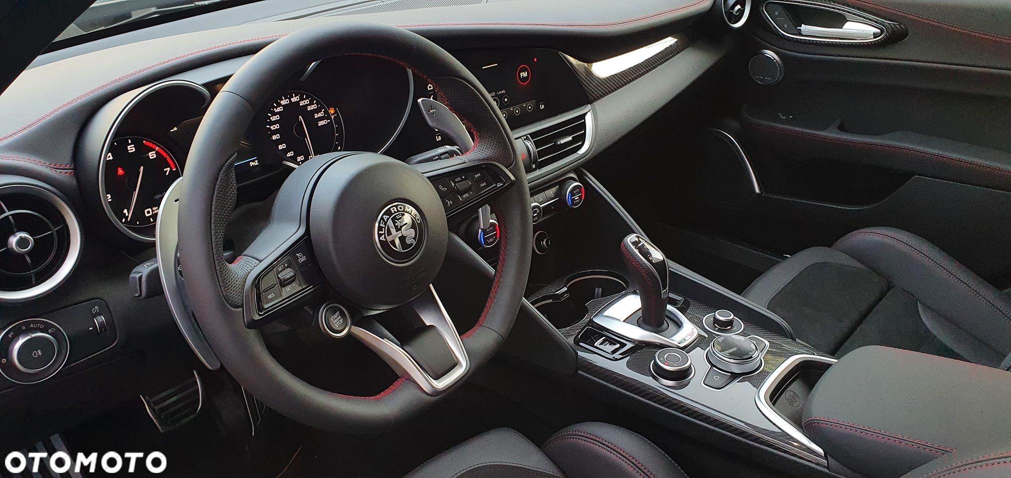 Alfa Romeo Giulia 2.0 Turbo Veloce TI Q4 - 9
