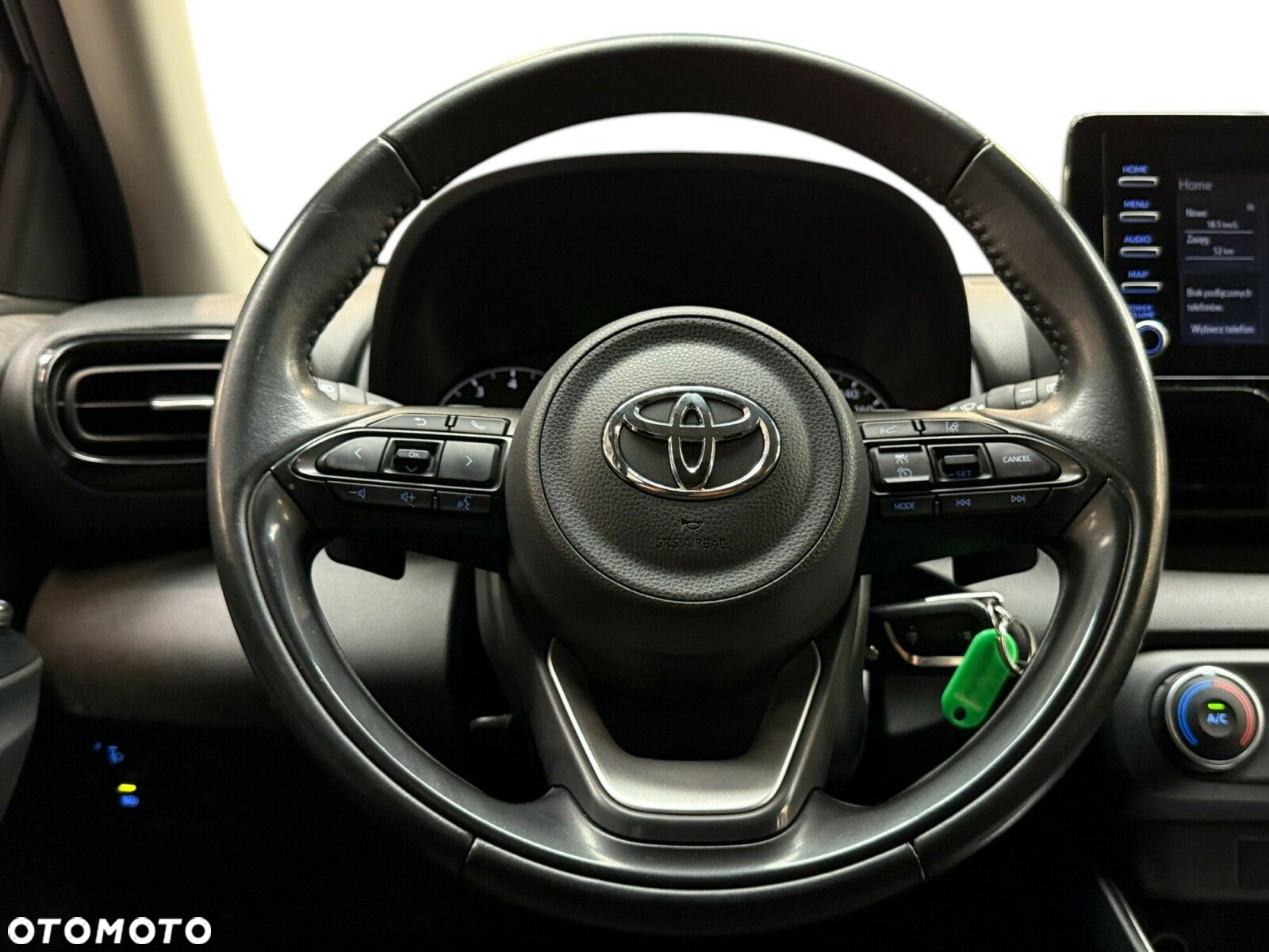 Toyota Yaris - 22