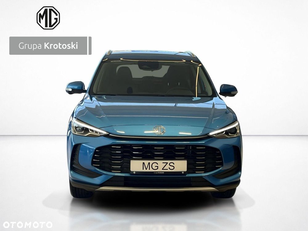 MG ZS Hybrid+ - 10