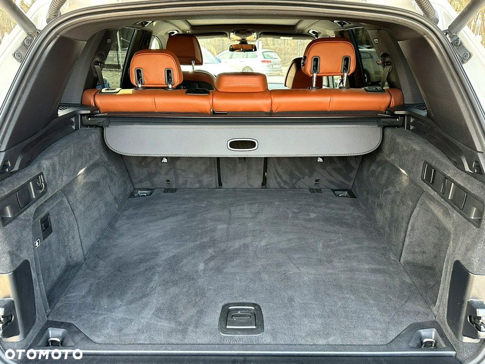 BMW X5 - 11