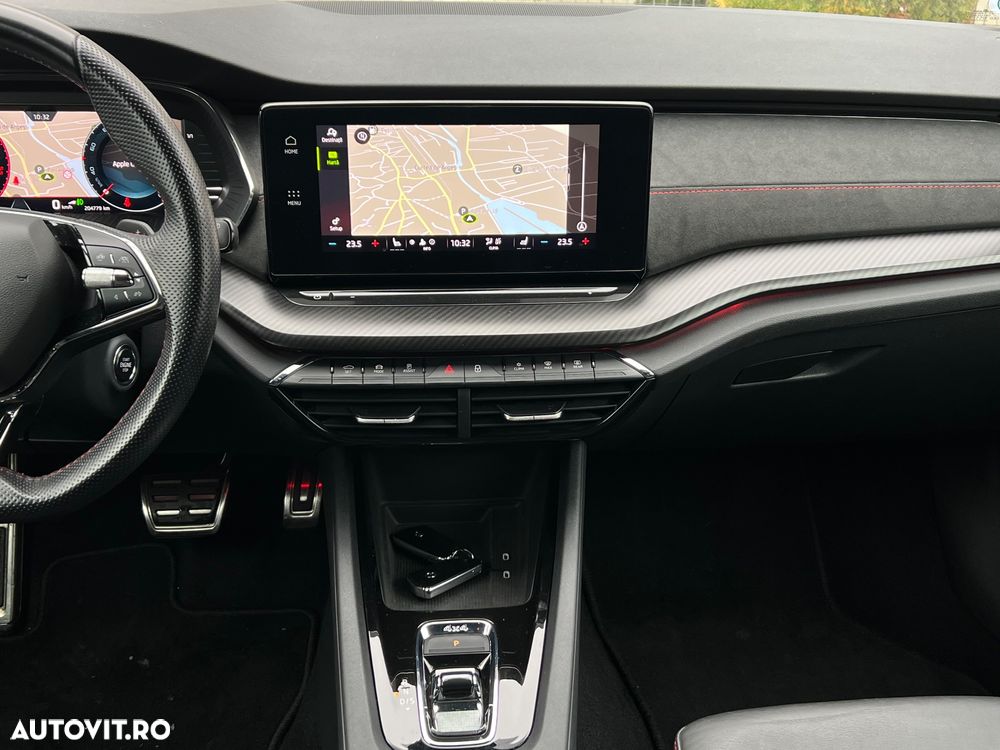 Skoda Octavia 2.0 TDI DSG 4X4 RS Plus - 12