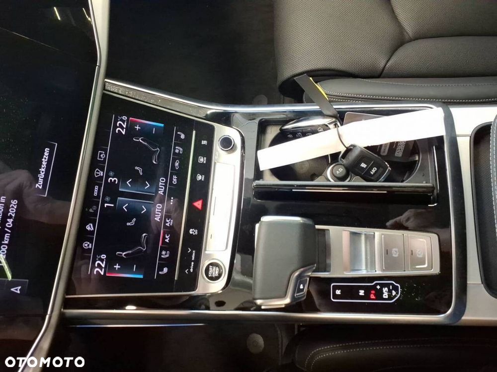Audi Q8 - 7