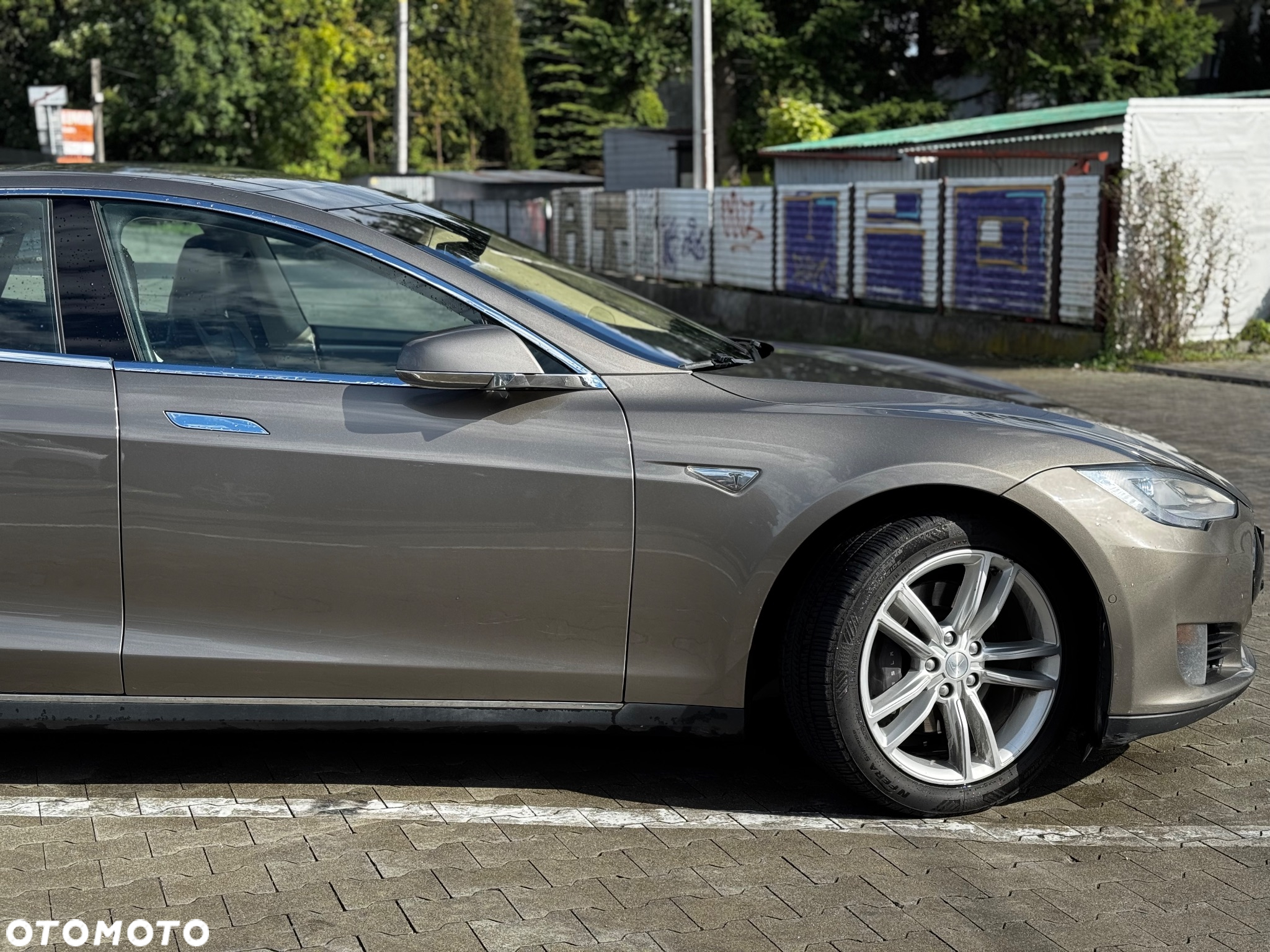Tesla Model S Long Range Plus - 7