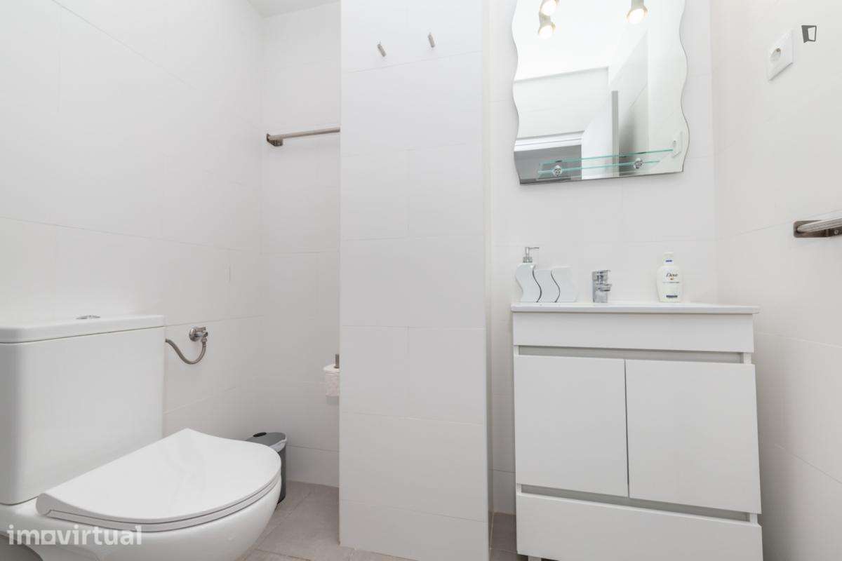 Apartamento com 2 quartos - localizado em Faro - Grande imagem: 2/28
