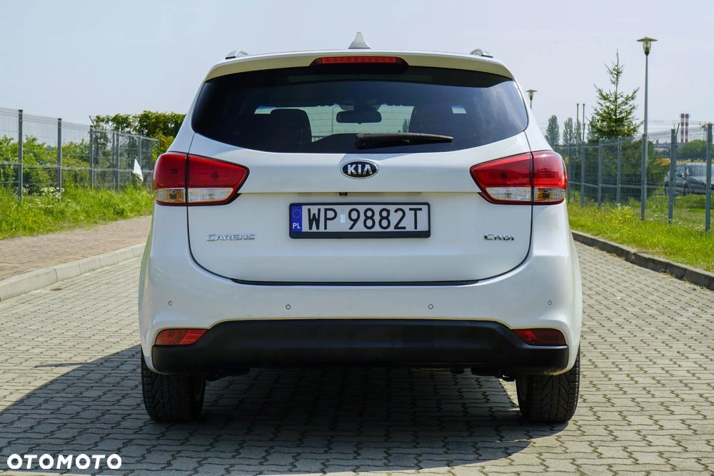 Kia Carens 1.7 CRDi L DCT - 9