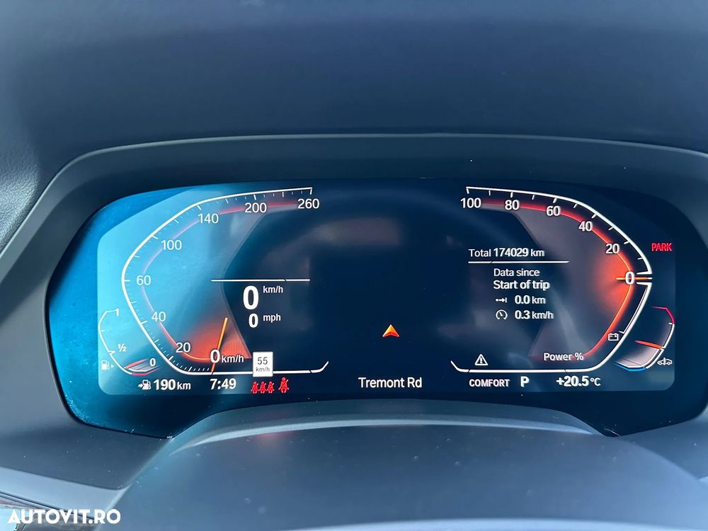 BMW X5 xDrive40i - 27