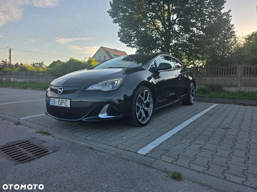 Opel Astra OPC - 1
