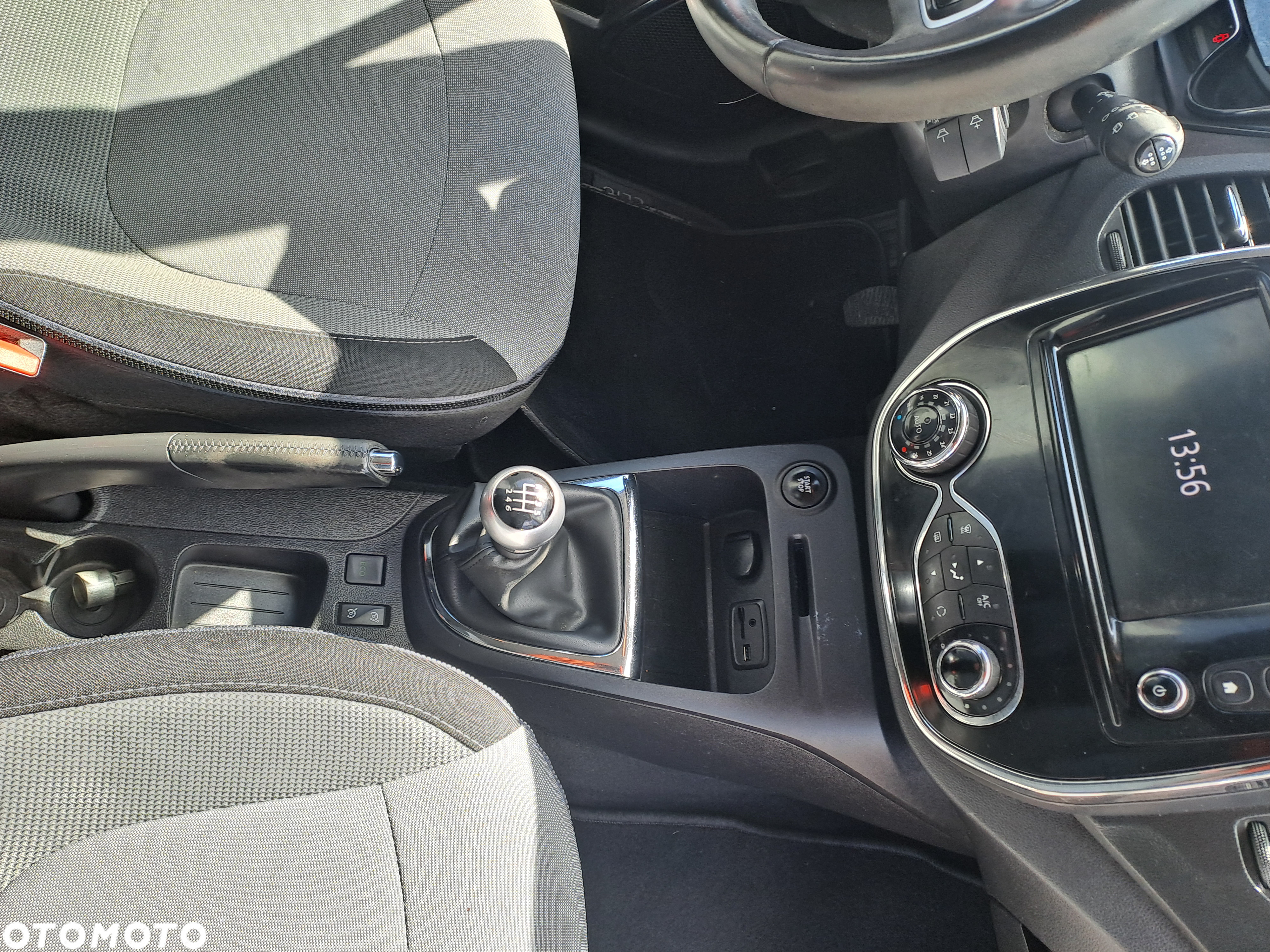 Renault Captur 1.5 dCi Intens - 12
