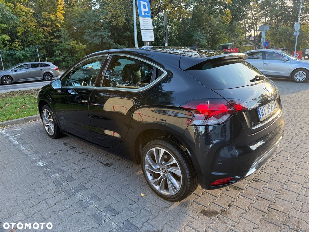 Citroën DS4 1.6 e-HDi SoChic MCP - 8