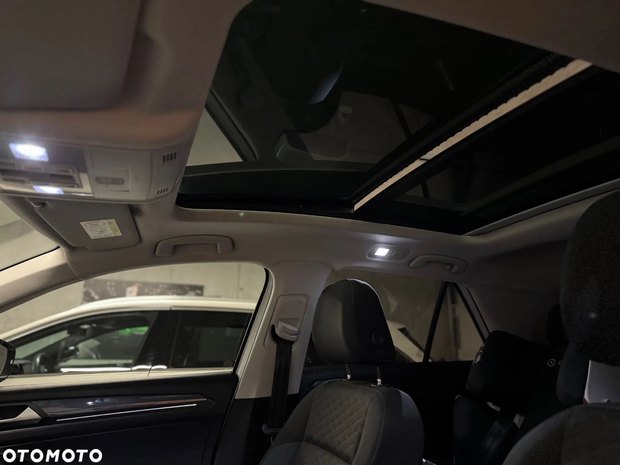 Volkswagen T-Roc 1.5 TSI GPF ACT IQ Drive DSG - 4