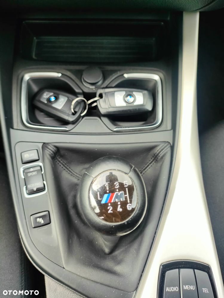 BMW Seria 1 118d xDrive - 10