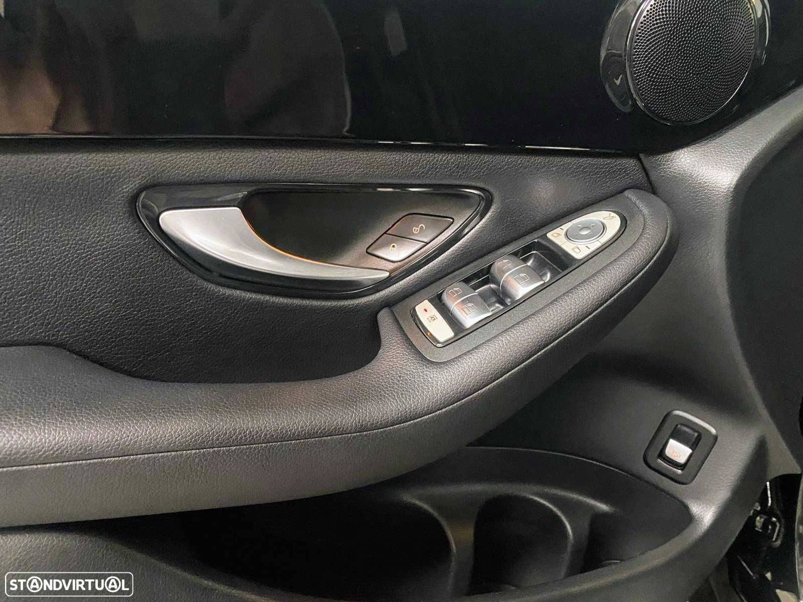 Mercedes-Benz GLC 300 de 4Matic - 17