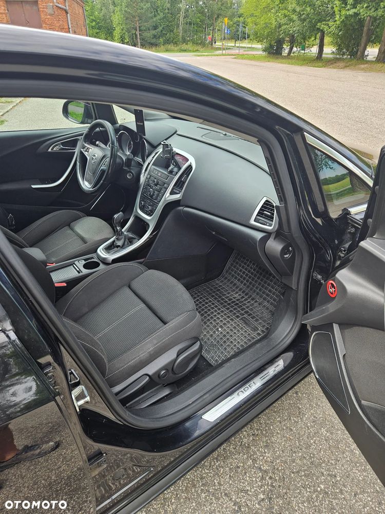 Opel Astra 1.4 T Cosmo - 7