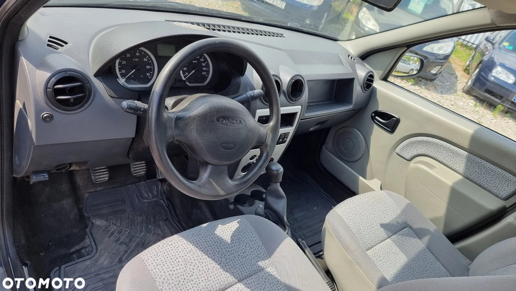 Dacia Logan 1.4 Ambiance + - 10