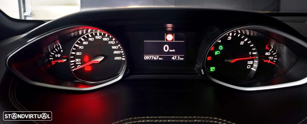 Peugeot 308 - 15