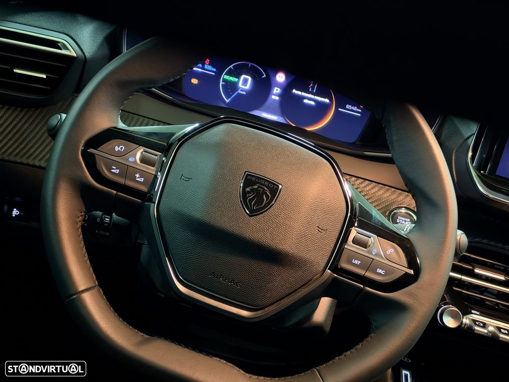 Peugeot e-208 Allure - 14