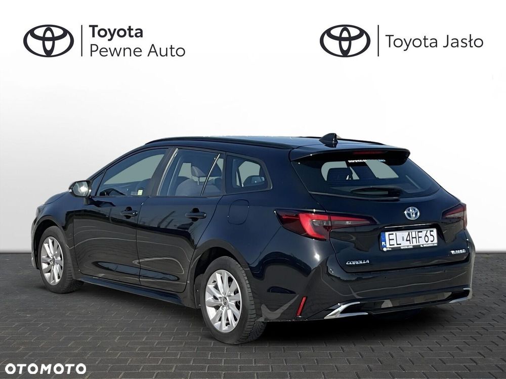 Toyota Corolla 2.0 Hybrid Comfort - 4