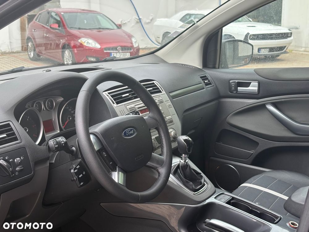 Ford Kuga 2.0 TDCi 4WD Trend - 10